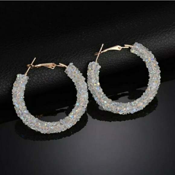 🎀Stunning Australian Crystal Hoops - Picture 5 of 6